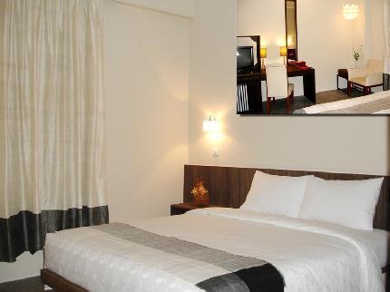 פנום פן Holiday Hotel מראה חיצוני תמונה